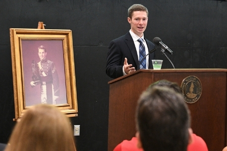 Cole Bordonie ’20 thanks the Baur family for their many contributions to his career path.—VMI Photo by Kelly Nye.